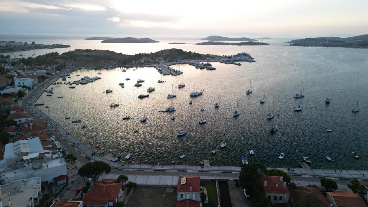 Limon Pansiyon Foça Exterior foto