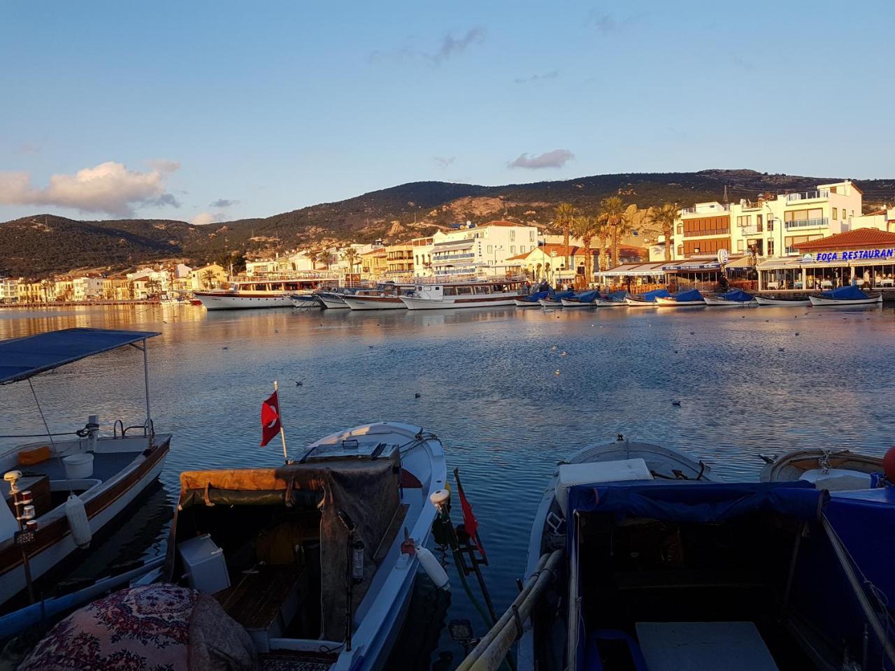 Limon Pansiyon Foça Exterior foto